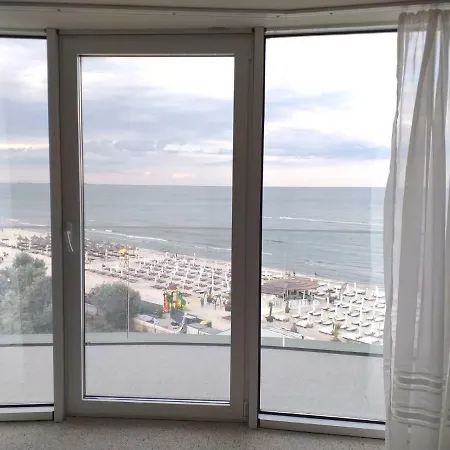 White Tower Ap 510 Summerland Mamaia