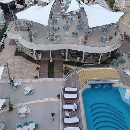 White Tower Ap 510 Summerland Apartment